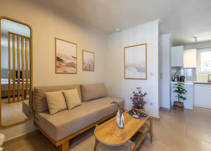 Cavaliere Seafront House - Theseus