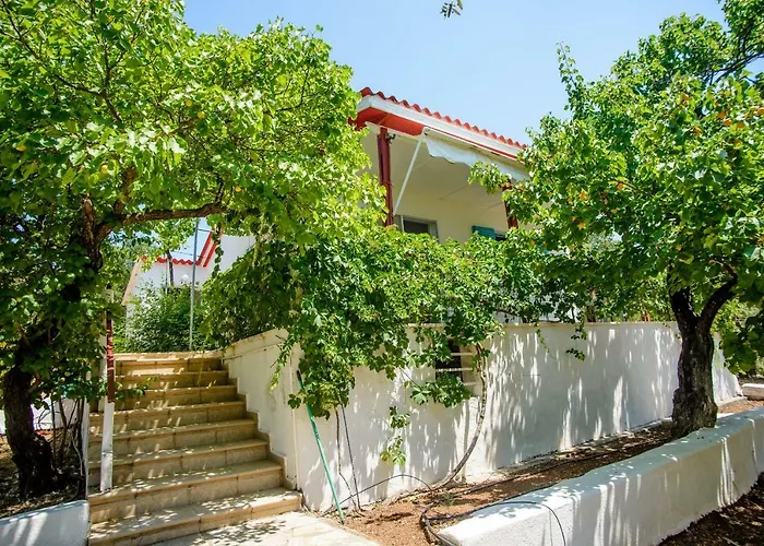 Haus Manya In Lassy